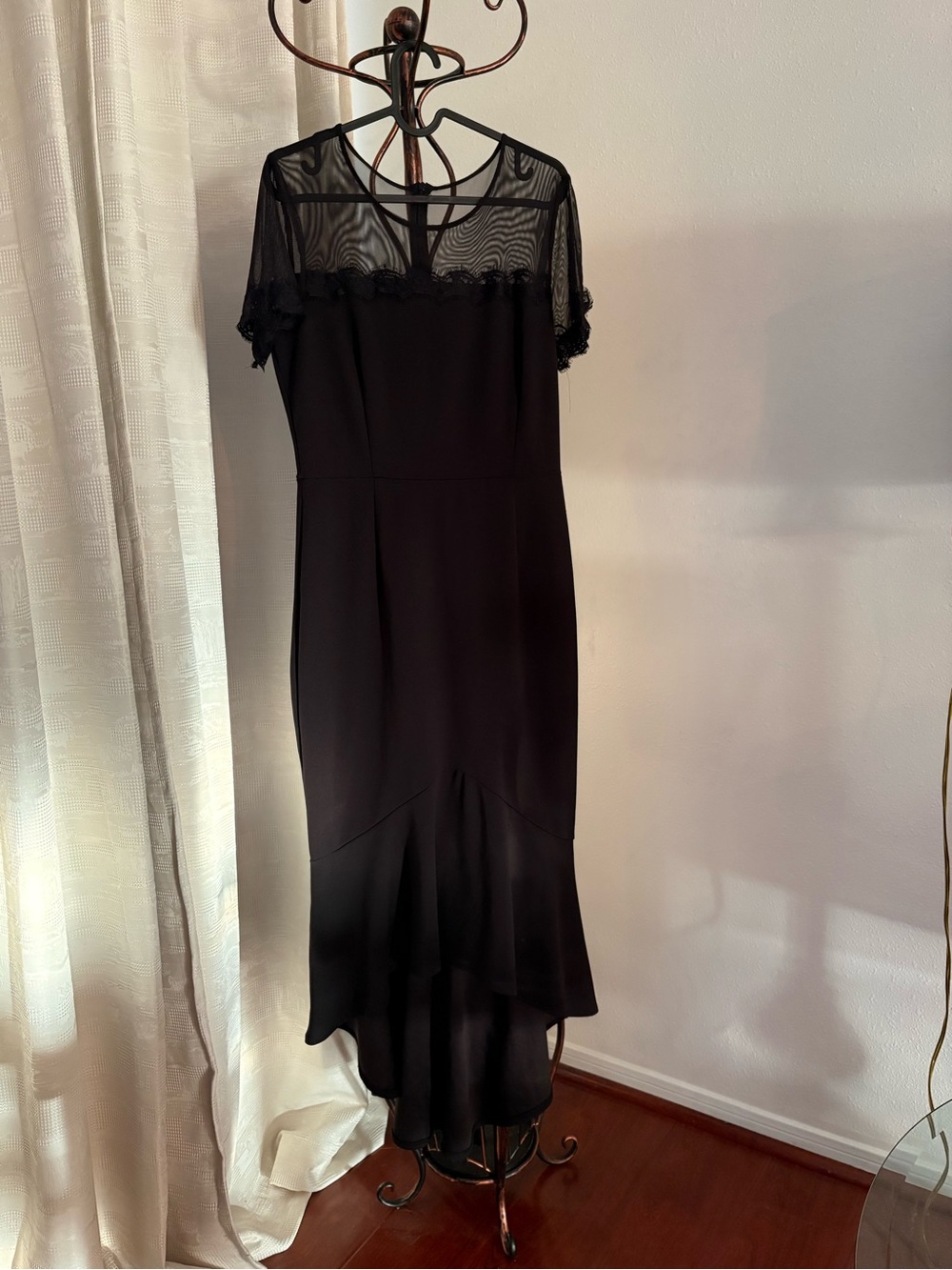 Size 8 Elegant Black Lace-Yoke Midi Dress